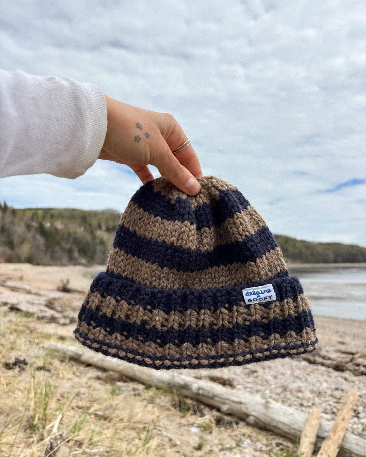 Delaine x Goofy - Navy & Sand Stripes